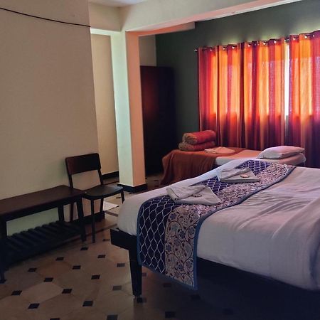מדיקרי Hotel Caveri Comfort Inn מראה חיצוני תמונה
