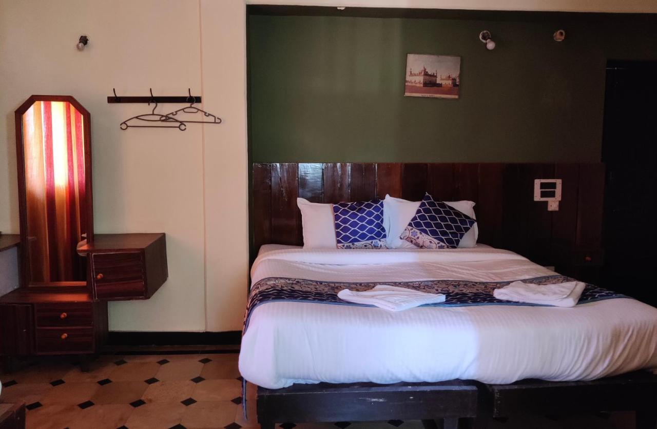מדיקרי Hotel Caveri Comfort Inn מראה חיצוני תמונה