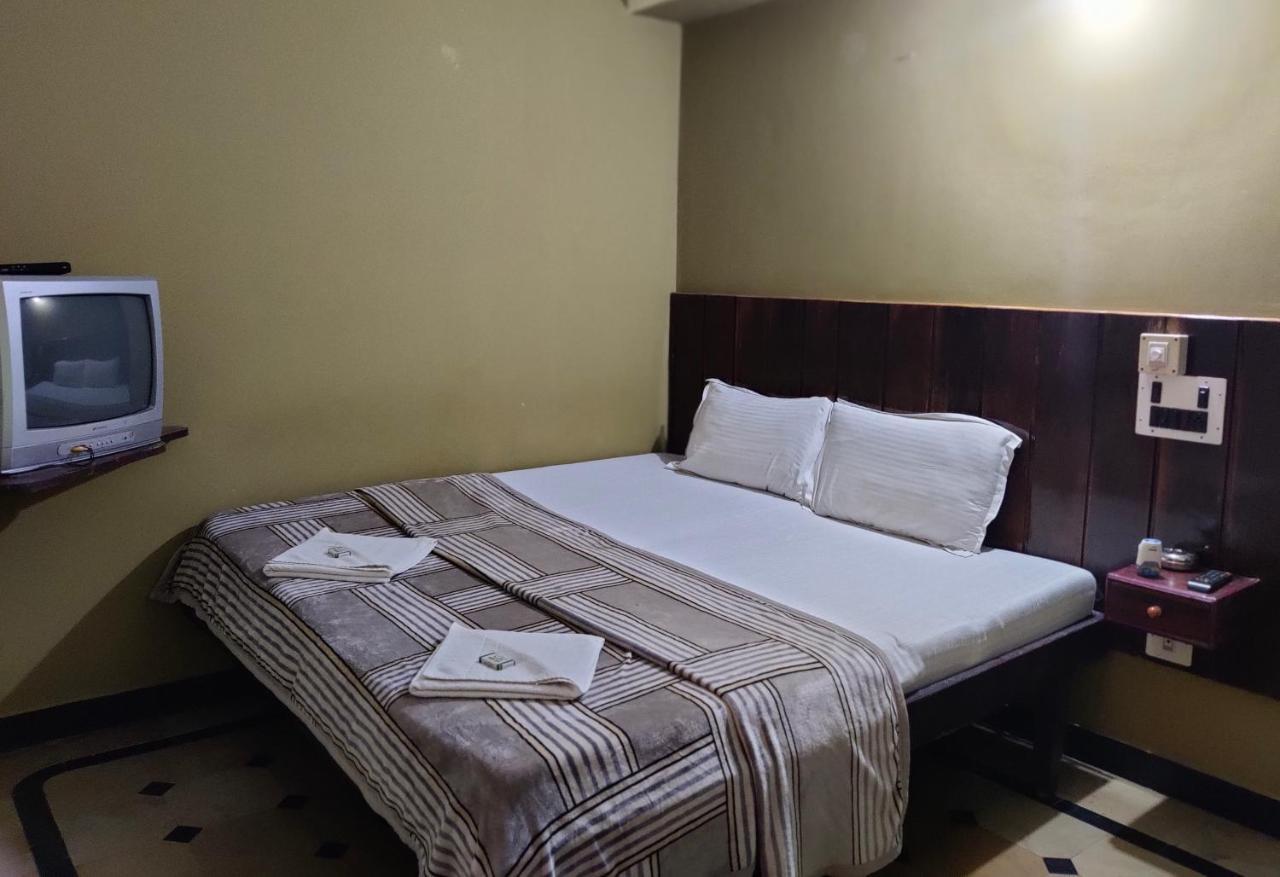 מדיקרי Hotel Caveri Comfort Inn מראה חיצוני תמונה