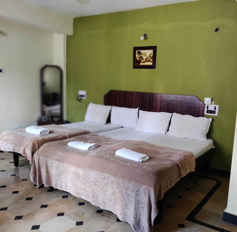 מדיקרי Hotel Caveri Comfort Inn מראה חיצוני תמונה