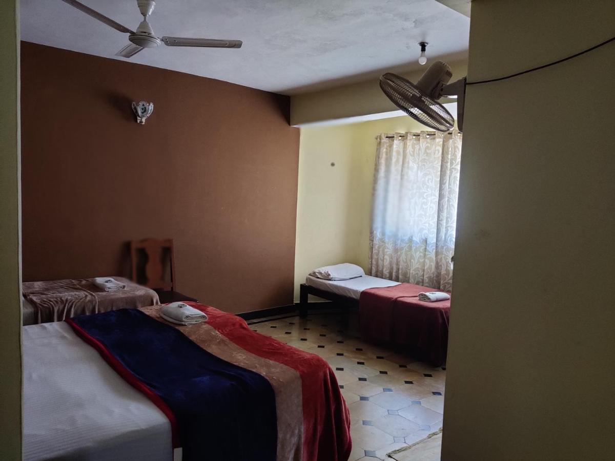 מדיקרי Hotel Caveri Comfort Inn מראה חיצוני תמונה
