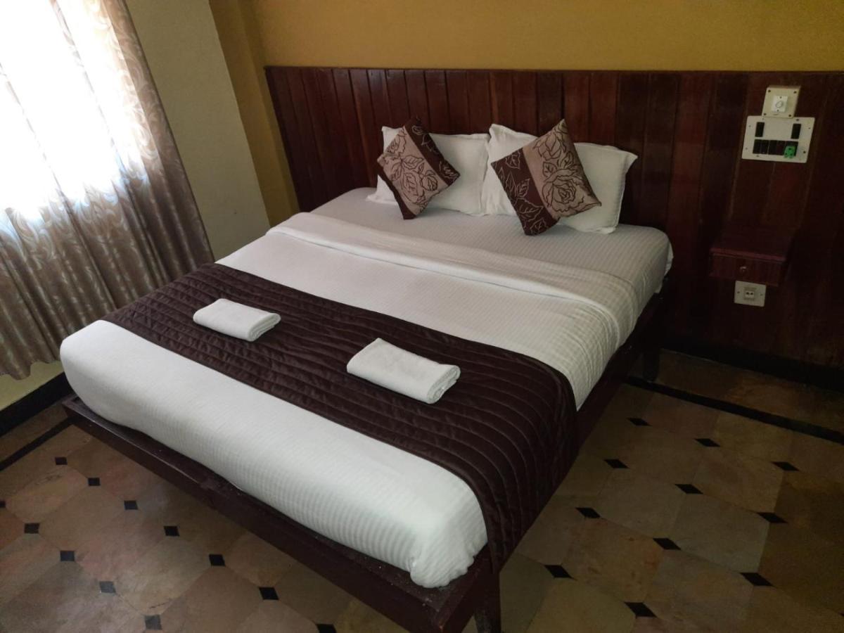מדיקרי Hotel Caveri Comfort Inn מראה חיצוני תמונה